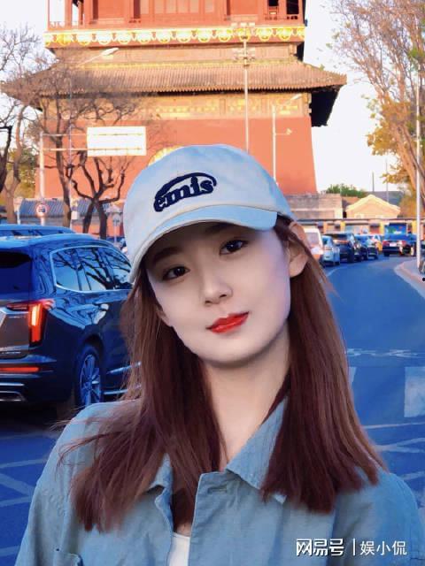 张薇最新爆料,揭开娱乐圈惊人内幕,揭秘明星真实面目!